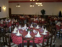 Vista preparaci�n mesas para eventos